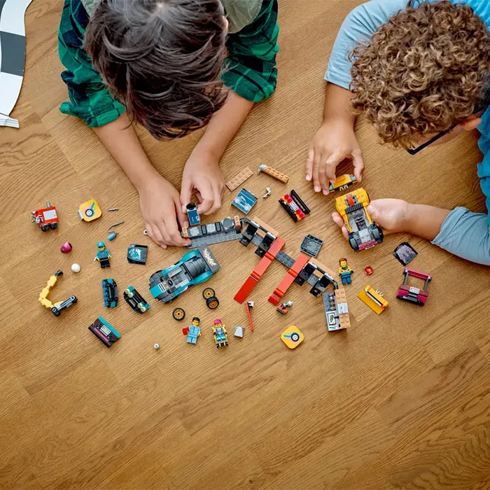 60389 CUSTOM CAR GARAGE